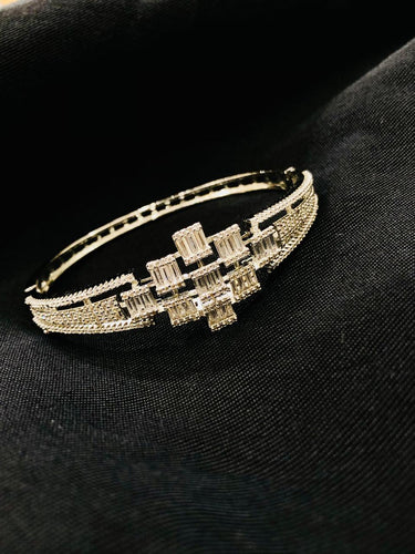 Gleam Baguette Bracelet